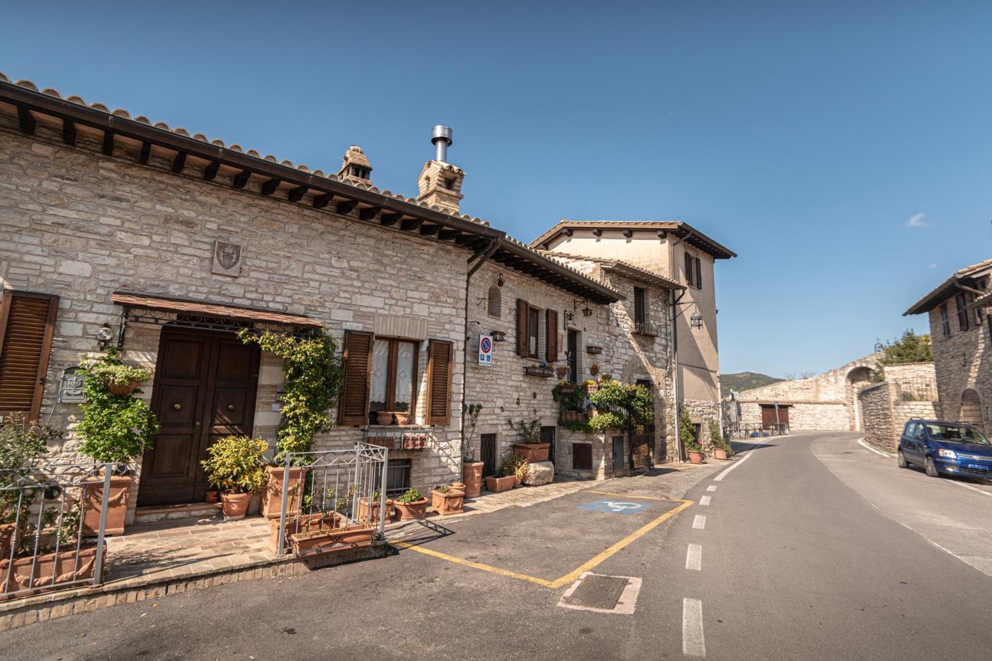 Le Casette Di Franco & Anna Assisi Exterior photo
